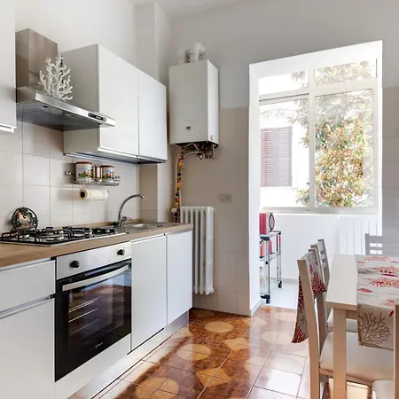 Casariosa, Centro Lägenhet *