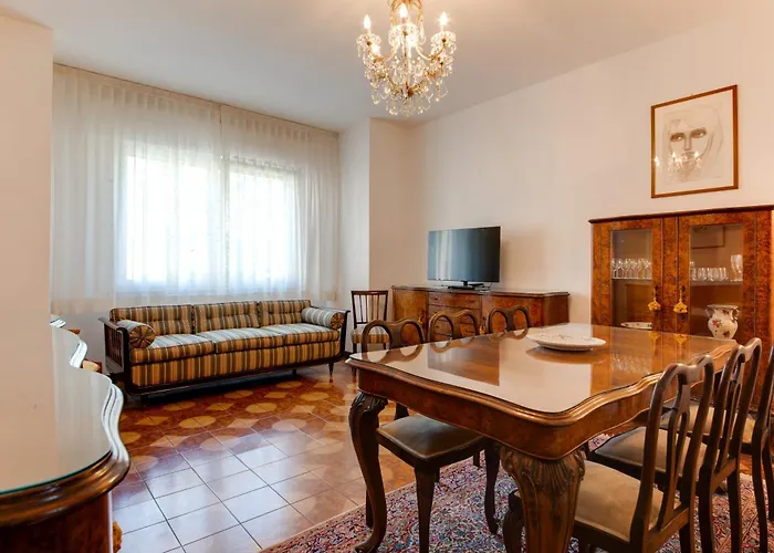 Casariosa, Centro Appartamento